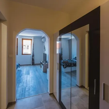 Victoria Hotel Rooms & Victoria Apartment Veliko Tarnovo Exterior photo