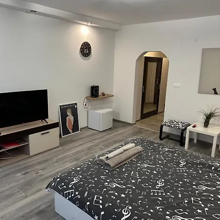 Victoria Hotel Rooms & Victoria Apartment Veliko Tarnovo Exterior photo